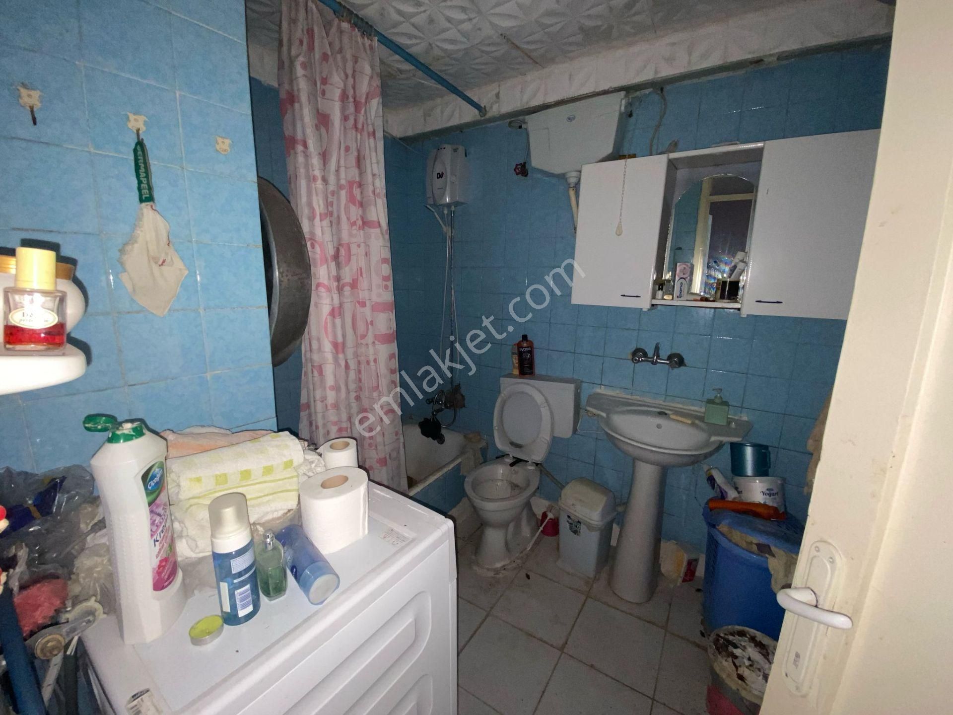 Acill Konak Zeytinlik Mah.de Kemer İzban İstasyonu Yakını 3+1 95m2 Ayrı Mutfak Havadar Satılık Daire - Görsel 18