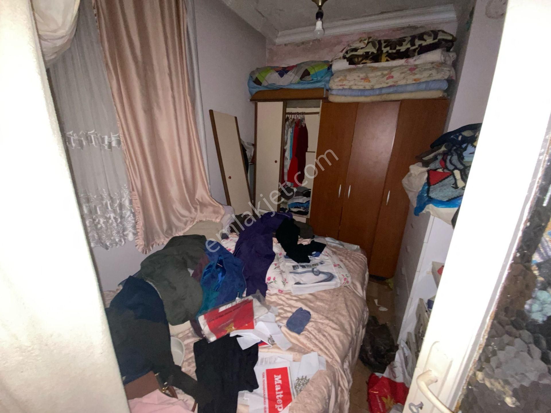 Acill Konak Zeytinlik Mah.de Kemer İzban İstasyonu Yakını 3+1 95m2 Ayrı Mutfak Havadar Satılık Daire - Görsel 14