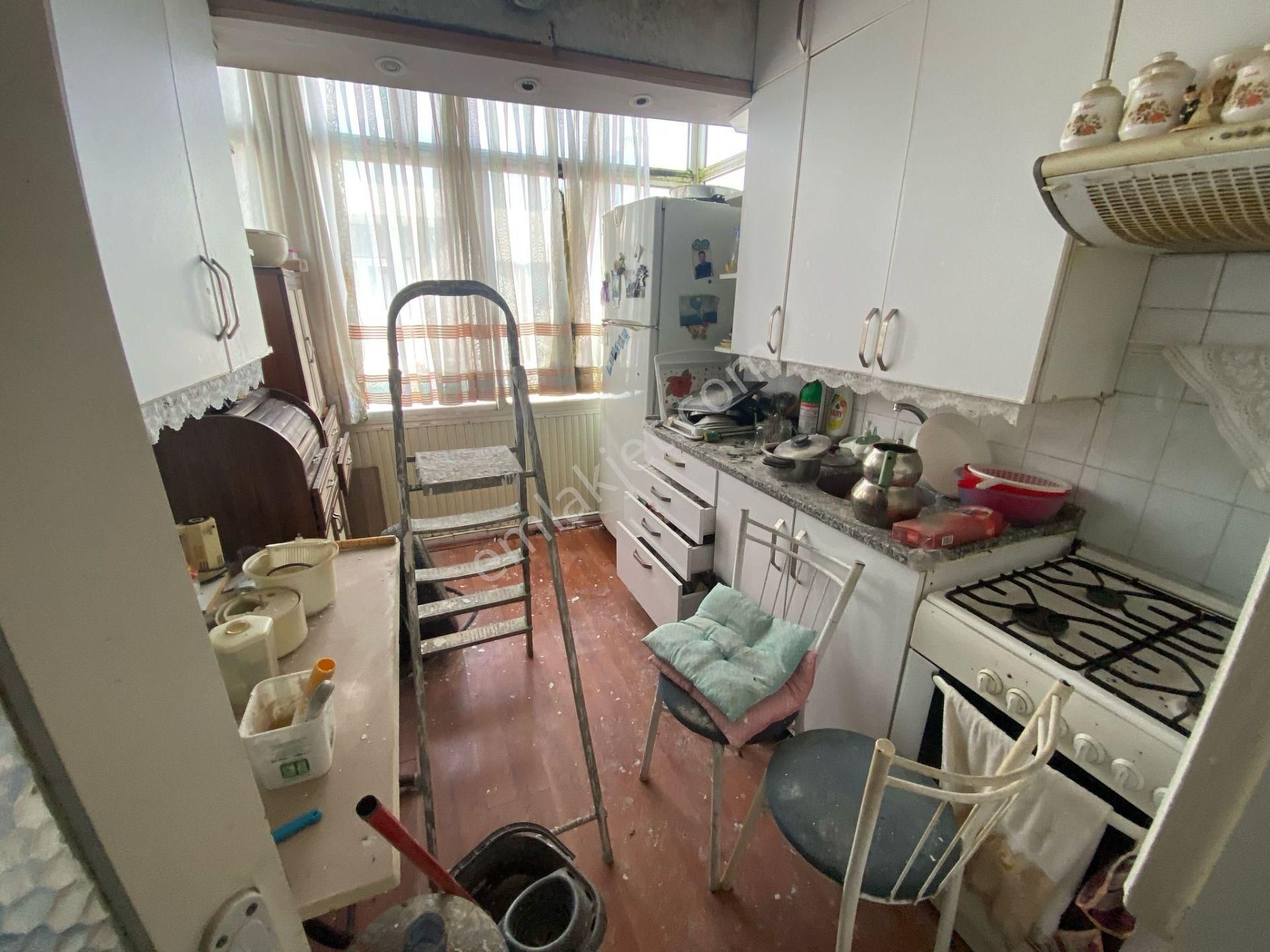 Acill Konak Zeytinlik Mah.de Kemer İzban İstasyonu Yakını 3+1 95m2 Ayrı Mutfak Havadar Satılık Daire - Görsel 16