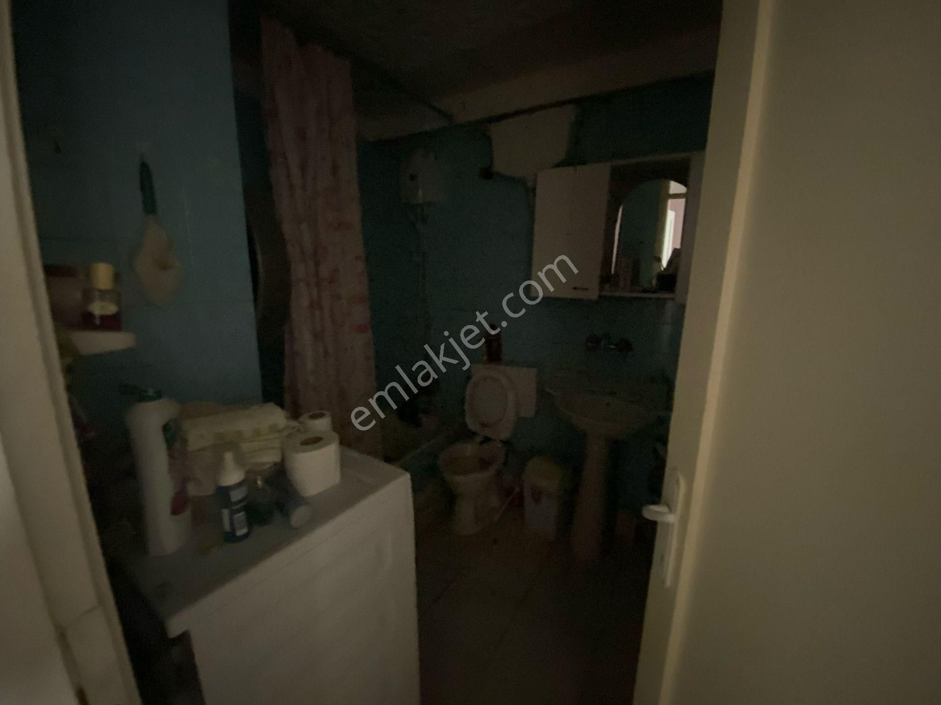 Acill Konak Zeytinlik Mah.de Kemer İzban İstasyonu Yakını 3+1 95m2 Ayrı Mutfak Havadar Satılık Daire - Görsel 22