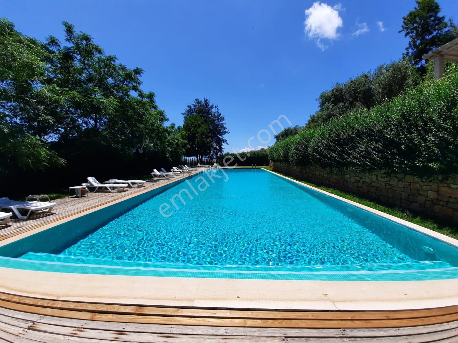 🌟 Bodrum Konacık'ta Deniz Manzaralı Havuzlu Site İçi Tripleks Villa! 🏡🌊 - Görsel 4