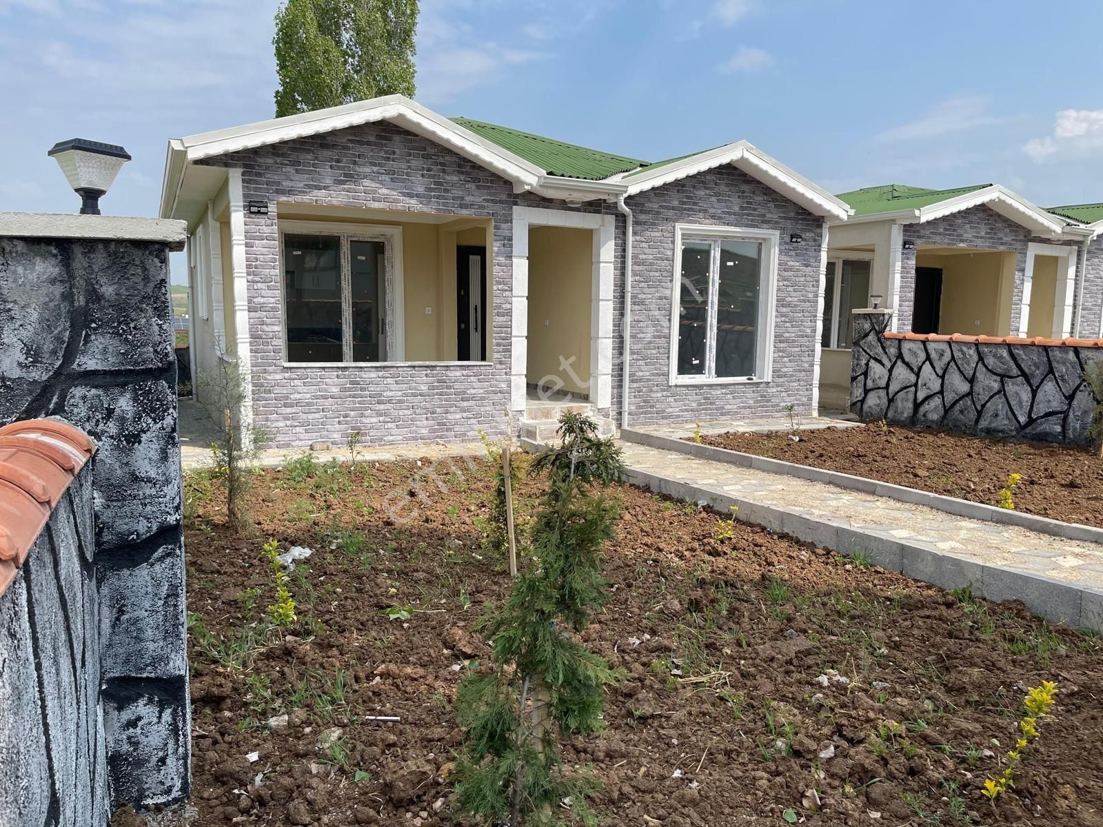 Altındağ Kavaklı Satılık Tarla Kavaklı Keskin Viraj Yakın 2+1 65m2 Evi Elektrik Su Aktiflesecek Müracaat Yapıldı Asvalt Üzerinde