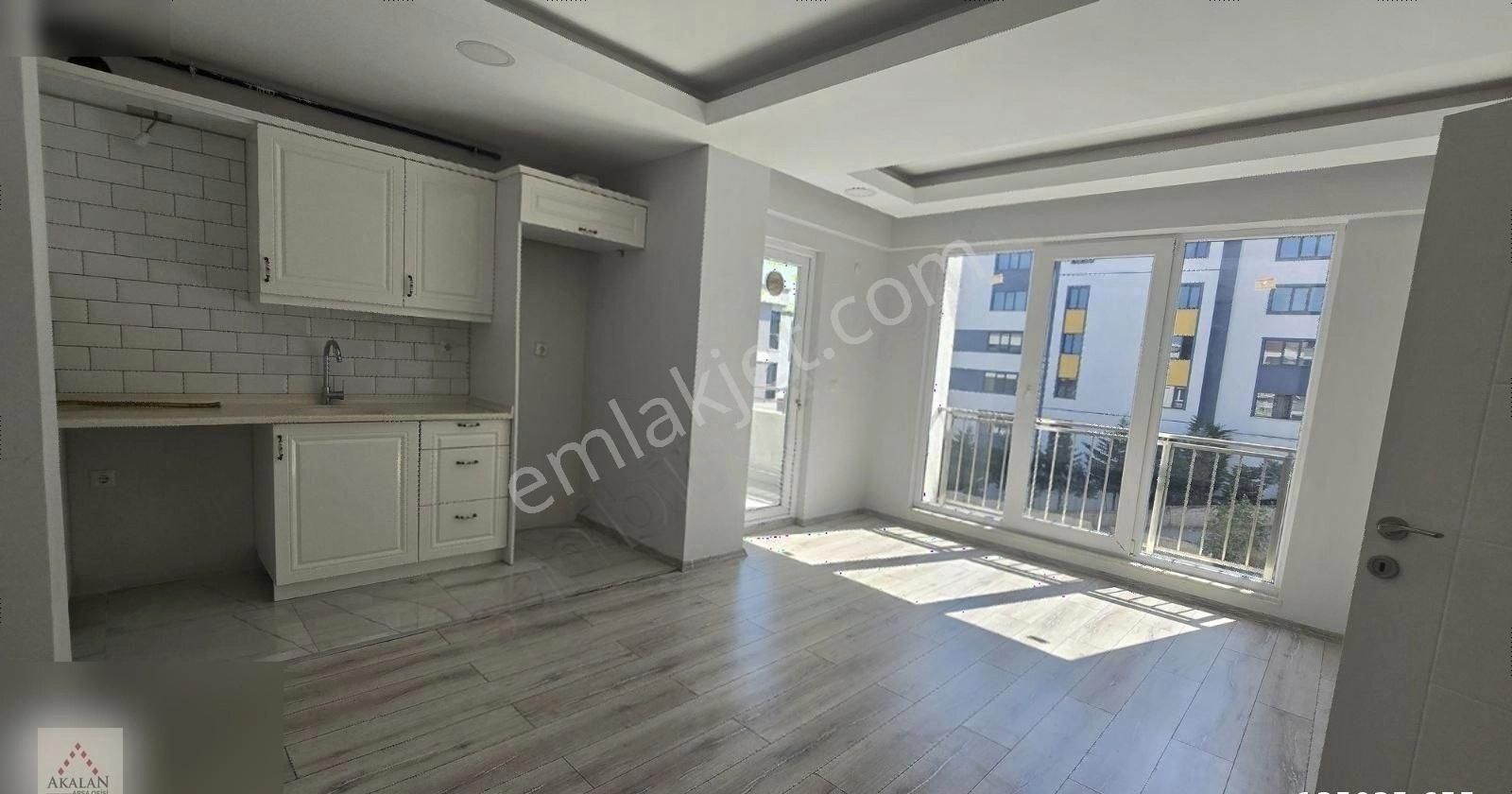 Atakum Körfez Kiralık Daire Atakum Körfezde Tramvaya Cephe Esyasız Kiralık 1*1