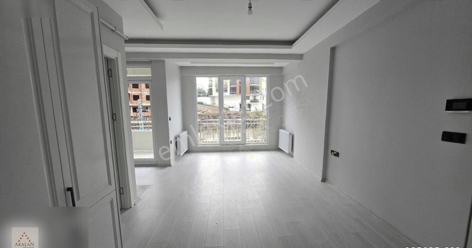 Atakum Körfez Kiralık Daire Tramvaya 300 Metre Esyasız Kiralık 1*1