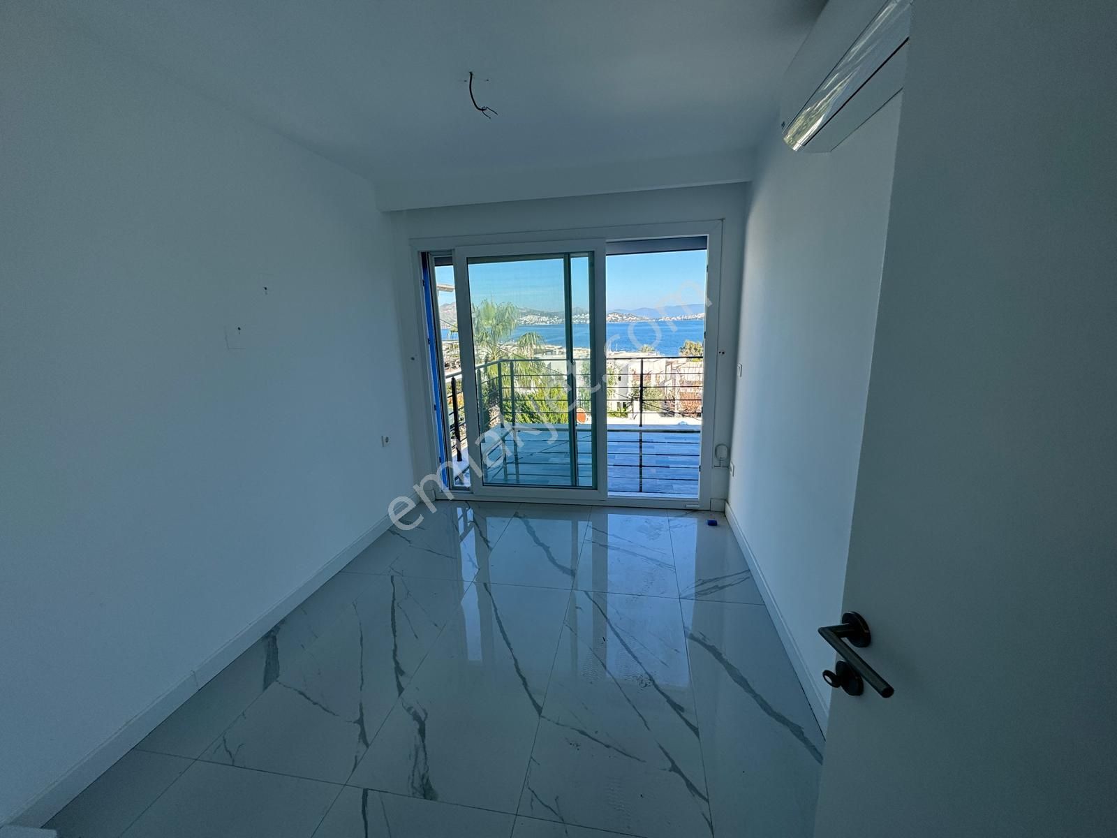 Yalıkavak Merkezde 4+1 Full Manzaralı Satılık Villa - Görsel 14