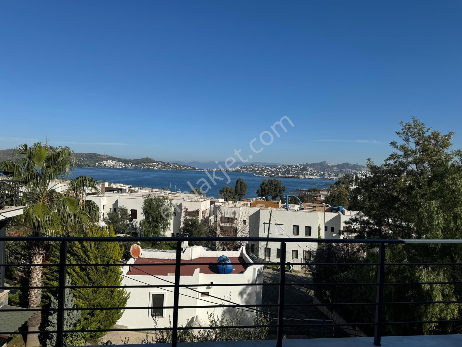 Bodrum Yalıkavak Satılık Villa Yalıkavak Merkezde 4+1 Full Manzaralı Satılık Villa