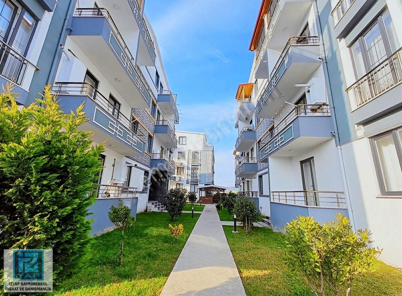 Kocaeli Kartepe Site İçerisinde Satılık Daire İzyap İnşaat Gyd'den (170m2) 4+1 Daire Ertuğrul Gazi'de Siteiçi