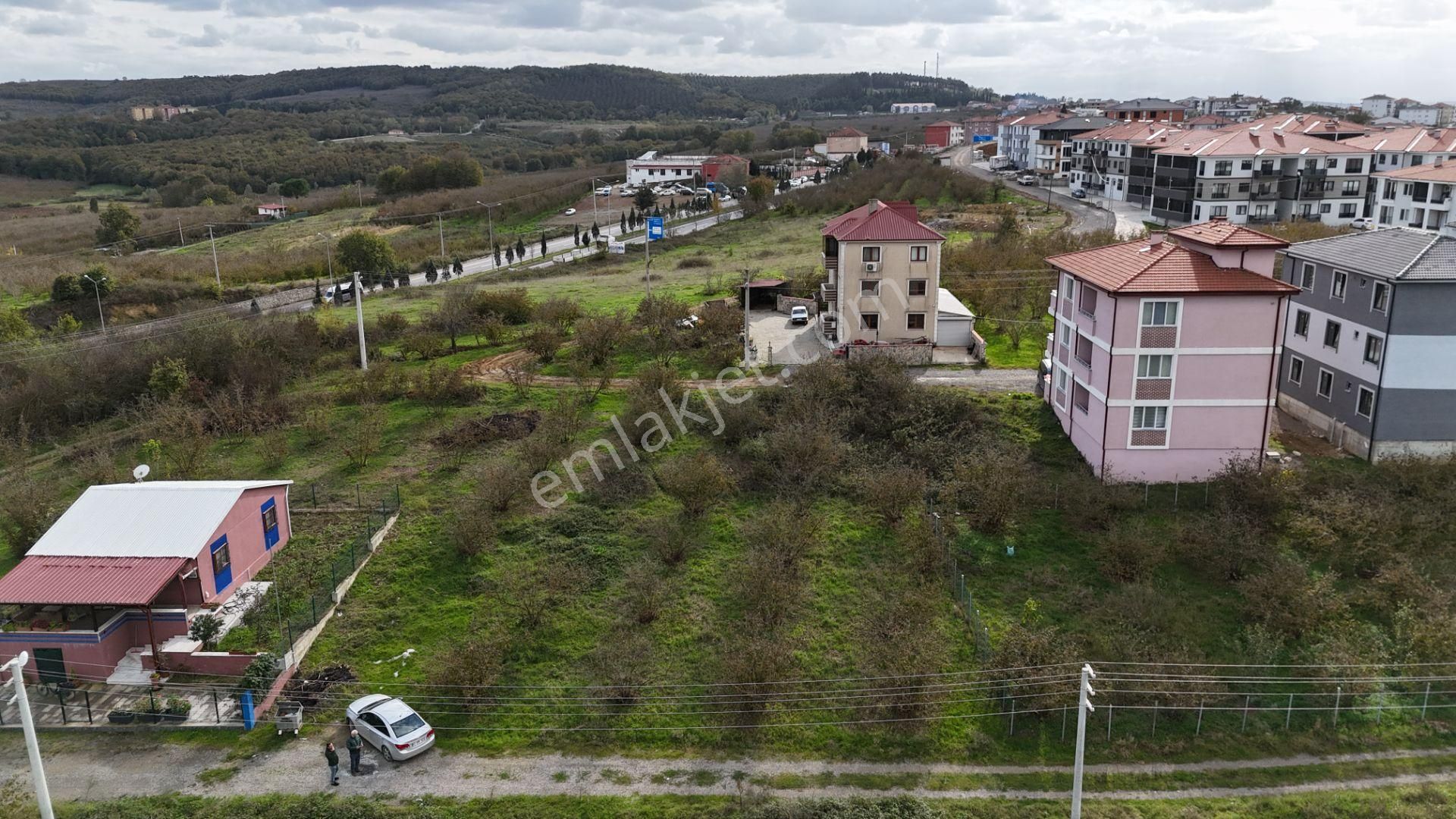 Ferizli İstiklal Satılık Konut İmarlı Sakarya Ferizli 600 M2 3 Kat İmarlı Konut Arsası