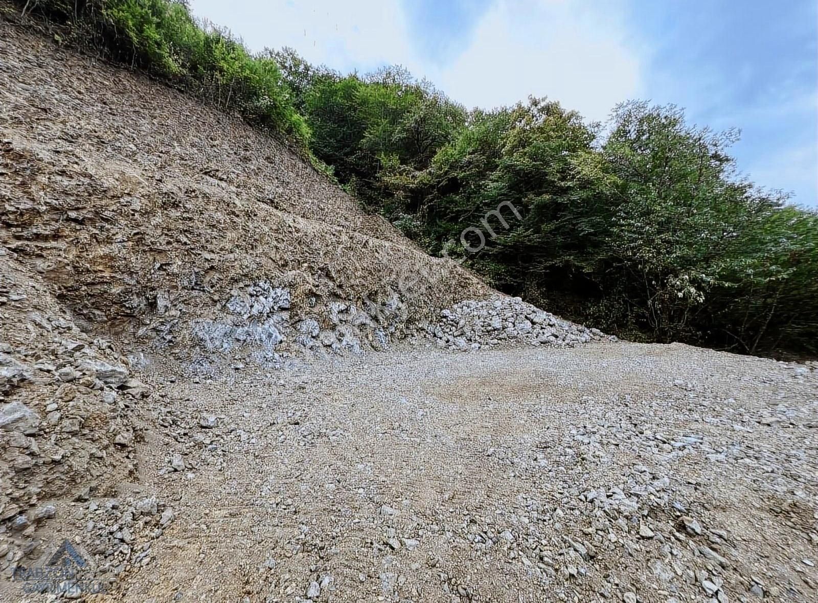 Akçaabat Akçakale Satılık Tarla Trabzon Akçaabat Akçakale'de Satılık Arsa (projeli 4 Villalık)