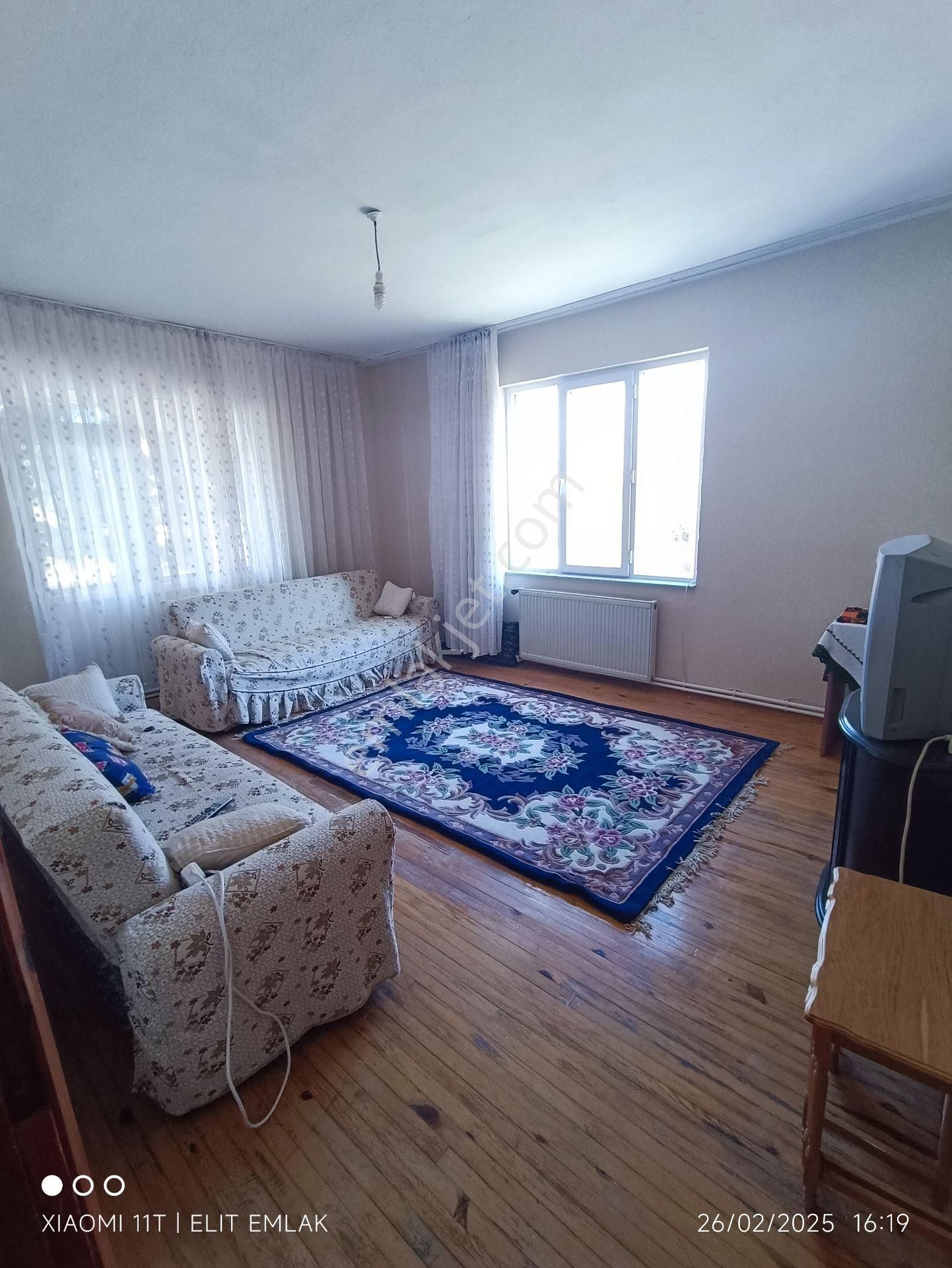 Akşehir Yeni Kiralık Daire Elit Emlak'tan Eşyalı Kiralık 3+1 Doğalgazlı