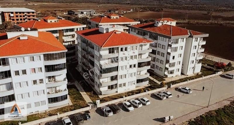 Ayvalık Altınovada 110m2 2+1 Ebeveyn Banyolu Site İçi Daire - Görsel 24