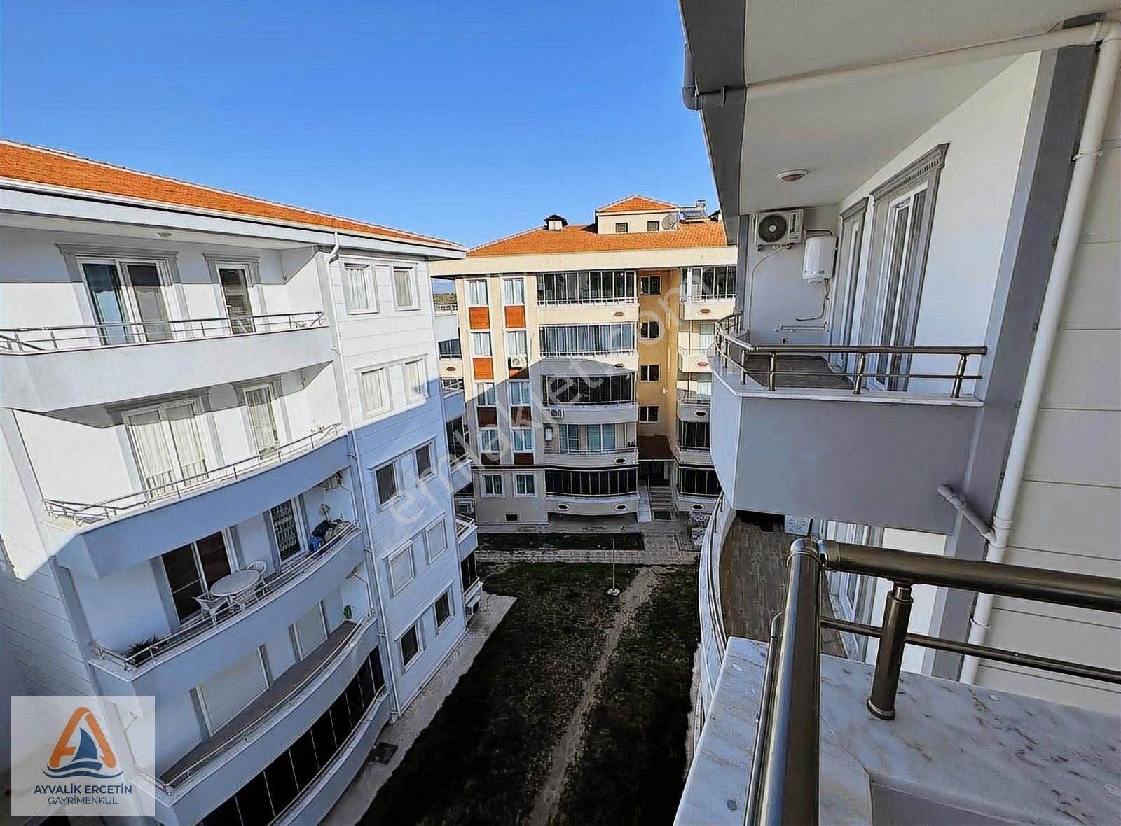 Ayvalık Altınovada 110m2 2+1 Ebeveyn Banyolu Site İçi Daire - Görsel 23