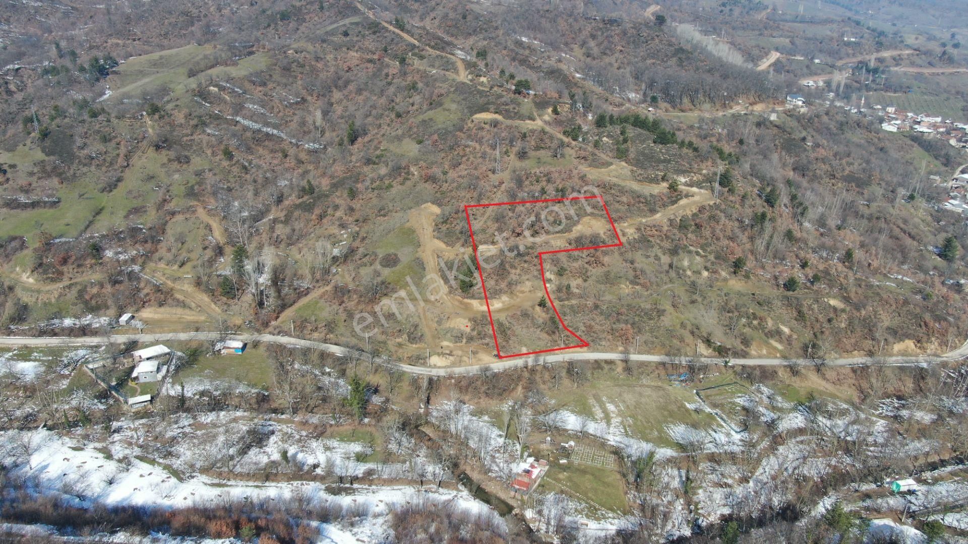 Çayyaka'da Asfalt'a Cepheli İnegöl'e 8km 4083m2 60m Yola Cepheli - Görsel 13