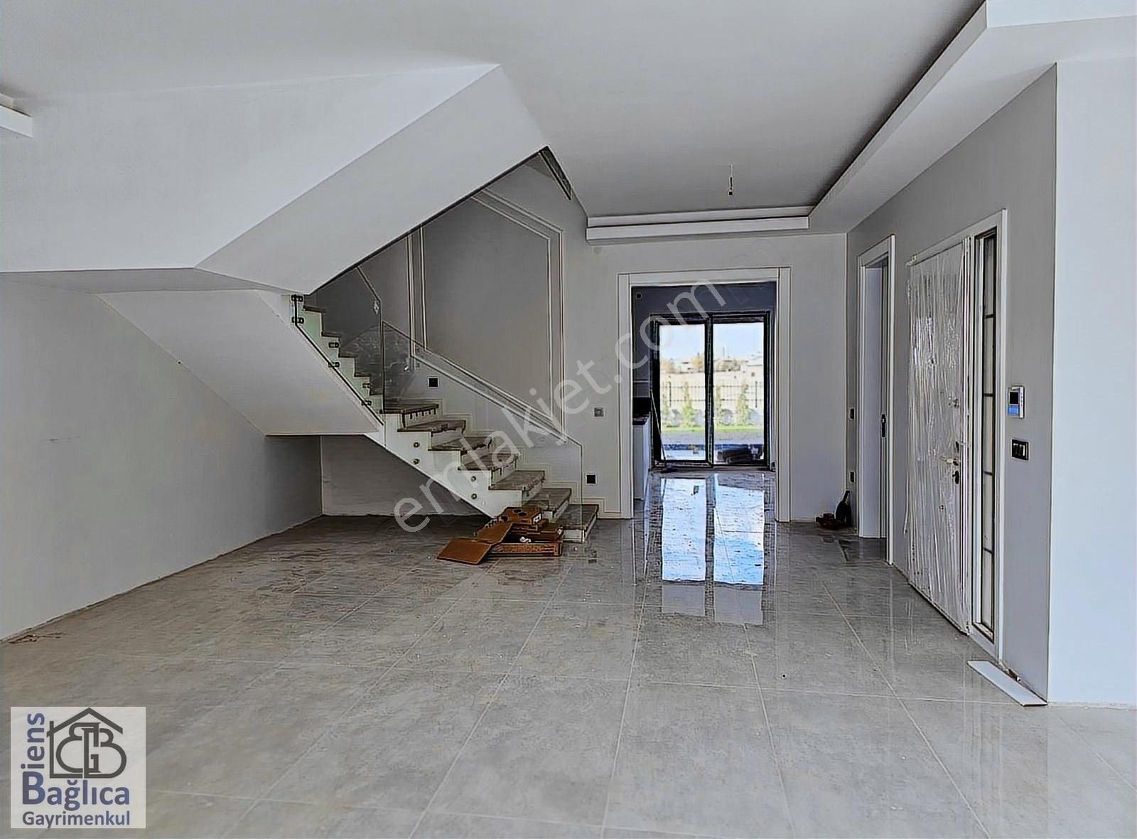 Çankaya Beytepe Satılık Villa 1.sınıf İşçilik Ve.malzeme Kalıtesıyle Super Locasyonda Villa