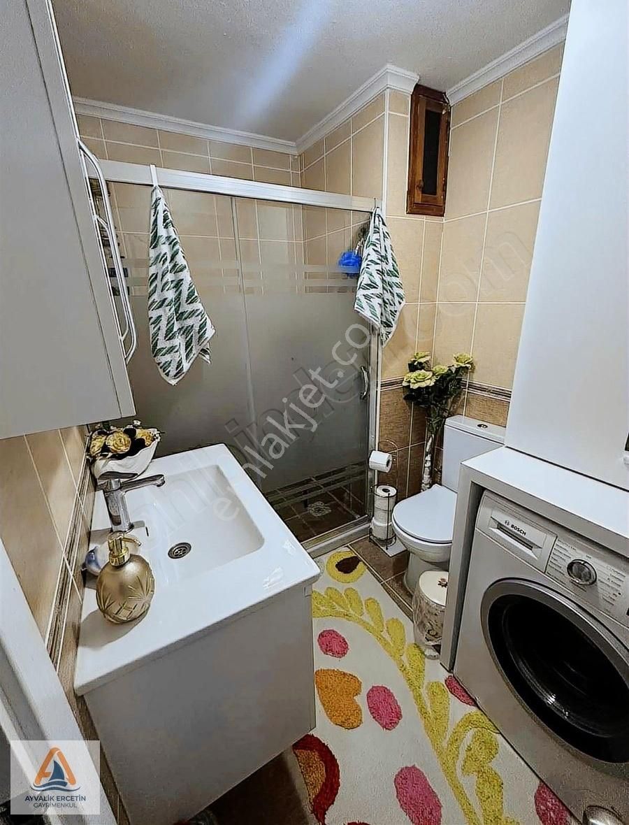 Ayvalık Sarımsaklıda Denize 50 Metre 2+1 Site İçi Bakımlı Daire - Görsel 11