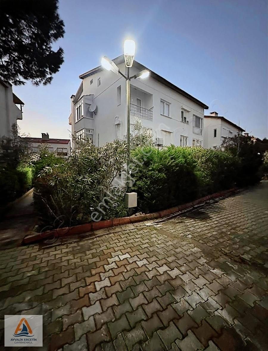 Ayvalık Sarımsaklıda Denize 50 Metre 2+1 Site İçi Bakımlı Daire - Görsel 21