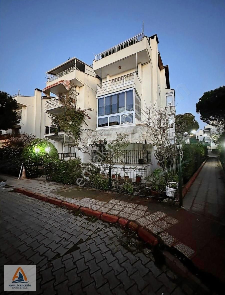 Ayvalık Sarımsaklıda Denize 50 Metre 2+1 Site İçi Bakımlı Daire - Görsel 12