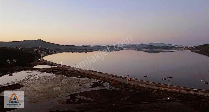 Ayvalık Sarımsaklıda Denize 50 Metre 2+1 Site İçi Bakımlı Daire - Görsel 7