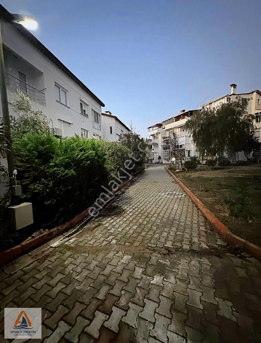 Ayvalık Sarımsaklıda Denize 50 Metre 2+1 Site İçi Bakımlı Daire - Görsel 6