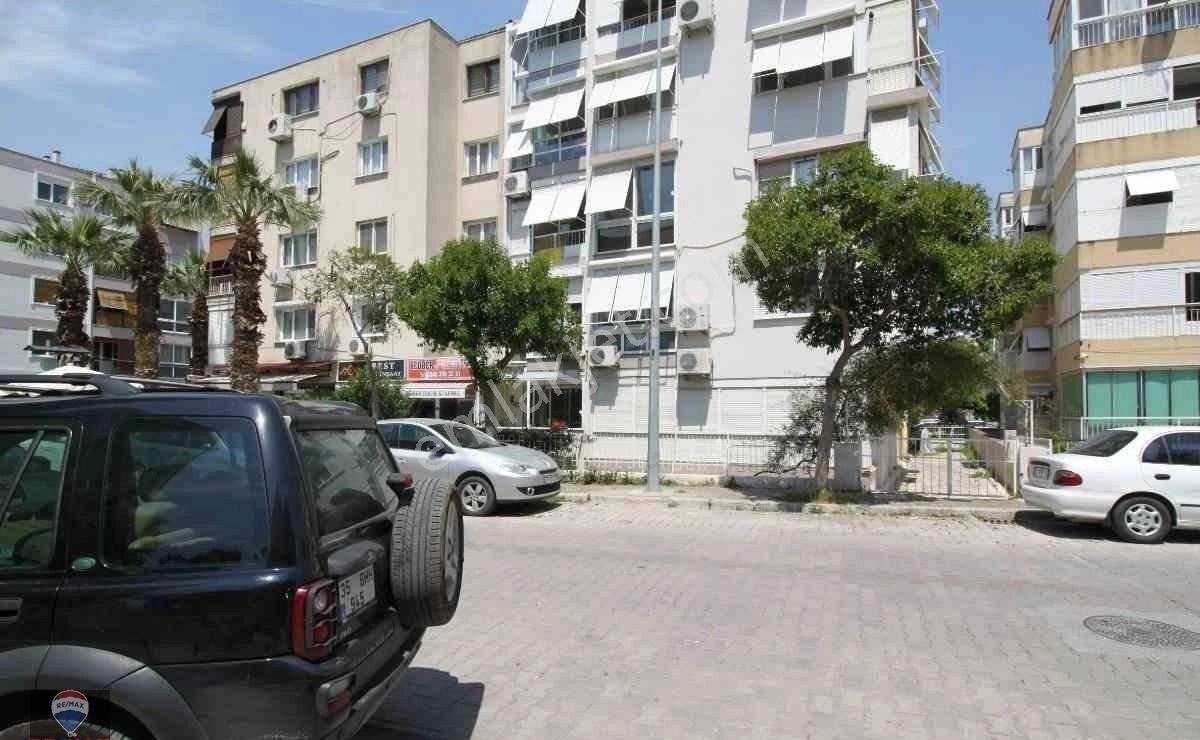 Karşıyaka Bostanlı Kiralık Daire Bostanlı'da 2+1 Kıralık Daire