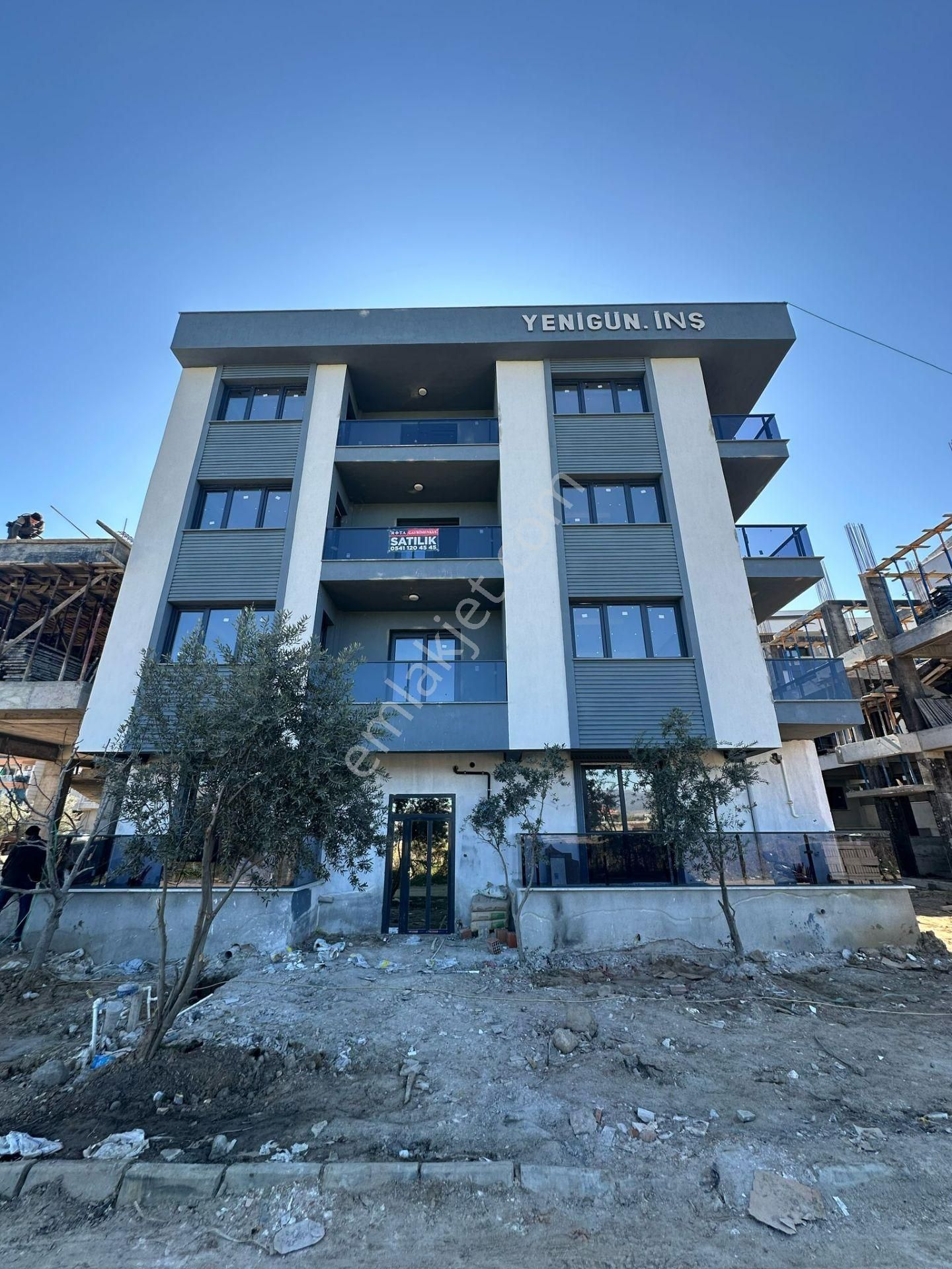 Alaşehir İstasyon Satılık Daire 🏠rota Gayrimenkul' Den İstasyon Mah. De 2+1 Kapalı Mutfak Satılık Daire🏠