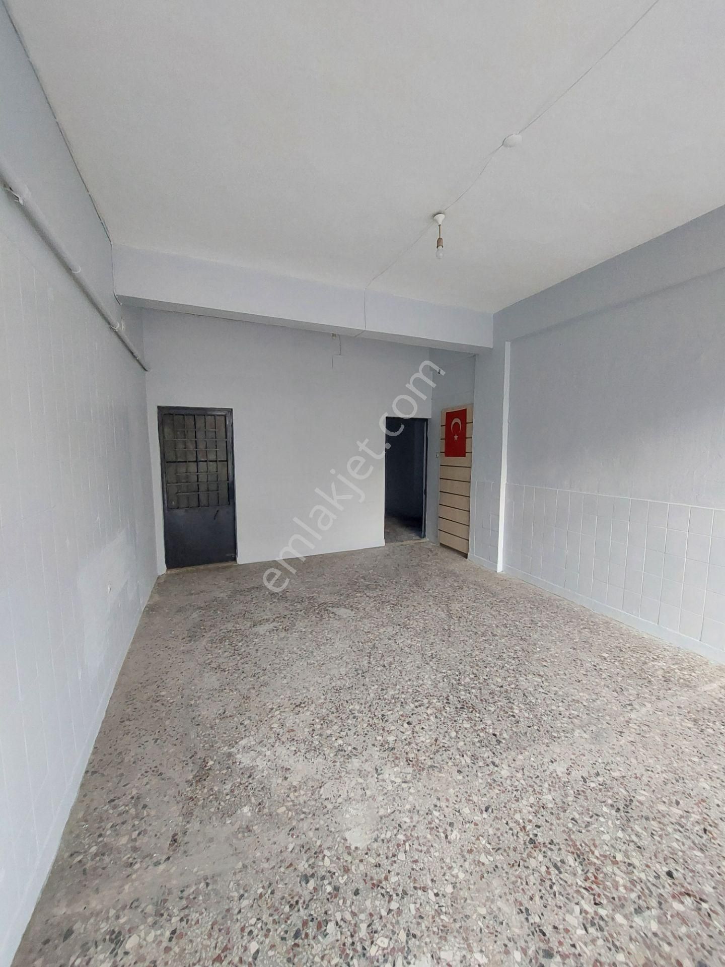 Bursa Yıldırım Beyazıt Mah 1.havuzlu Sk:ta Kiralık Orta Dükkan - Görsel 4