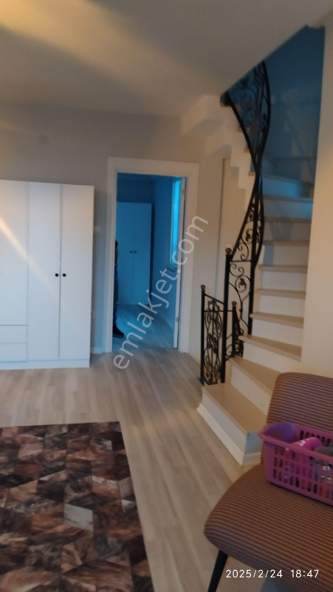 Sinerji'den Edremit Altinoluk Ta 4+1 Tripleks Villa - Görsel 26