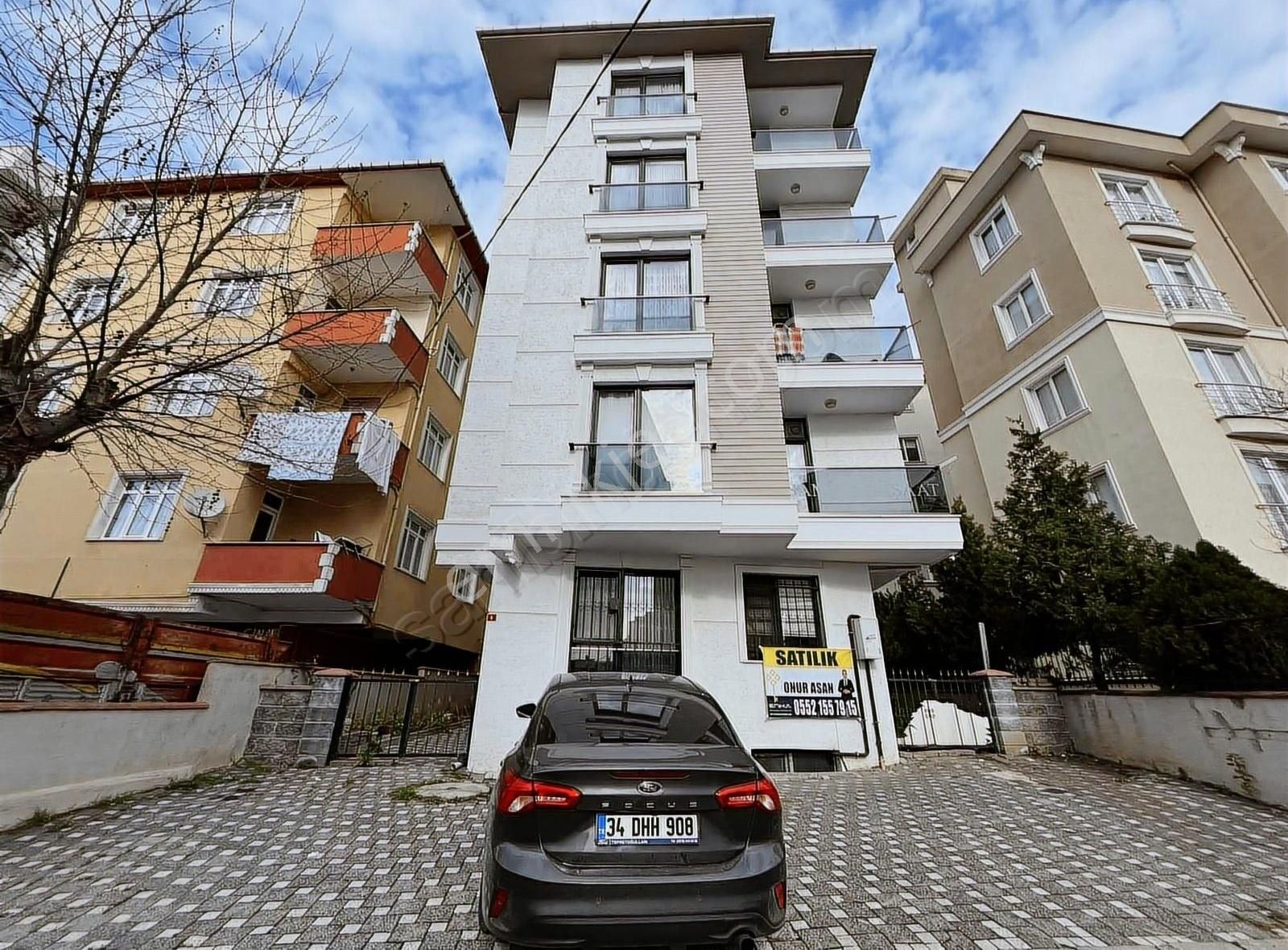 Kartal Cumhuriyet Satılık Daire Kartal Cumhuriyet Mah. Metro 200 M 2+1