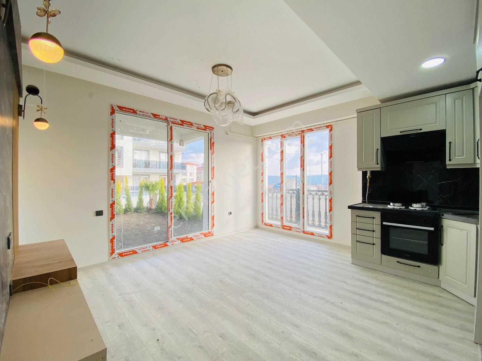 Ayvacık Merkezde Satılık Bahçeli 2+1 Sıfır Daire - Görsel 11