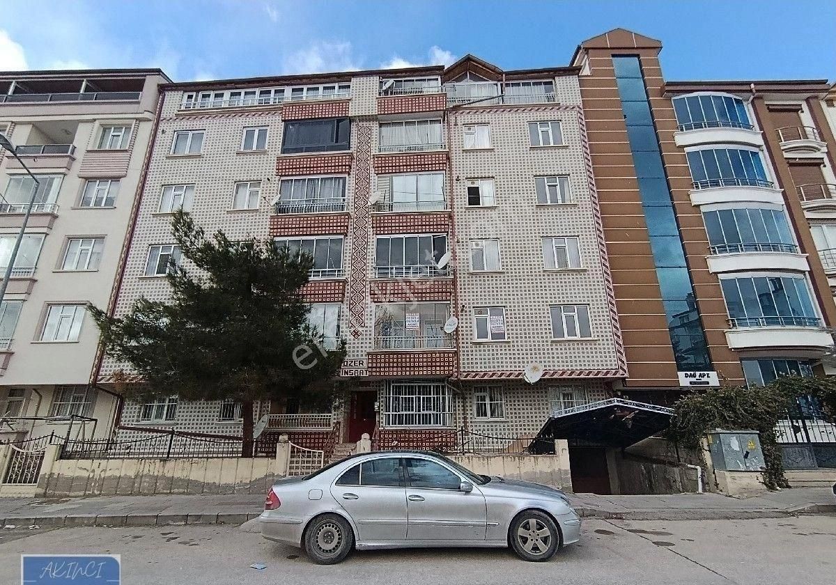 Aksaray Merkez Çerdiğin Kiralık Daire Akıncı Gayrimenkulden Çerdiğin'de Kiralik 3+1 Daire