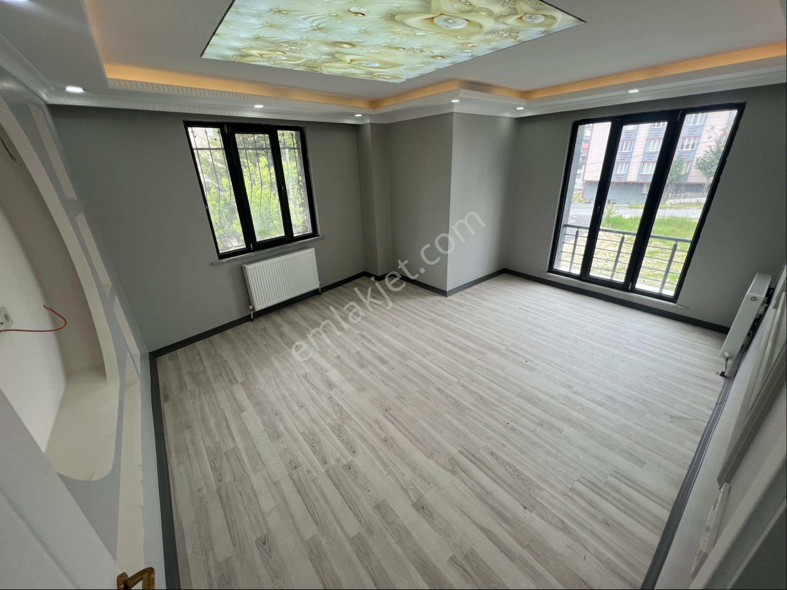 Arnavutköy Vadiparkta Merkeze Yakın 3+1 120 M2 Harika Lüx Daire