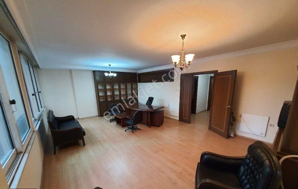 Adana Seyhan Satılık Apartman Dairesi Zorlu Gayrimenkul'den Reşatbey'de Geniş 3+1 Satılık Daire İşyeri