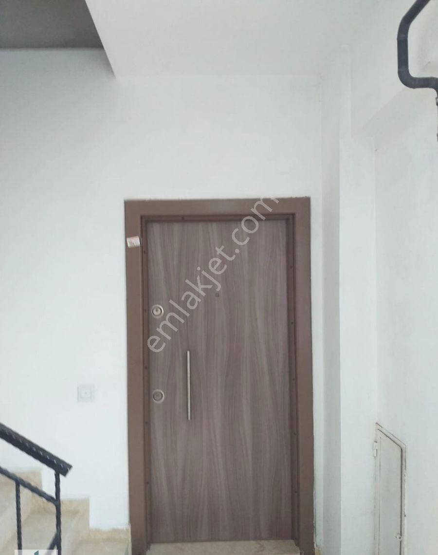 Serik Gedik Kiralık Daire Usta Gayrimenkul'den Otogar Yanında Eşyalı Kiralık 3+1 Daire