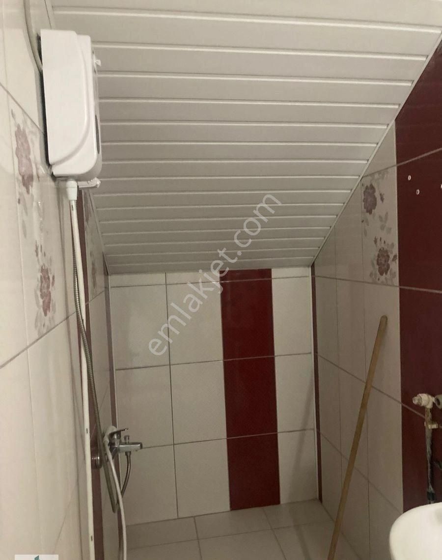 Serik Merkez Kiralık Daire Usta Gayrimenkul'den Liseler Bölgesi'nde Temel Eşyalı 1+1 Kiralık Daire