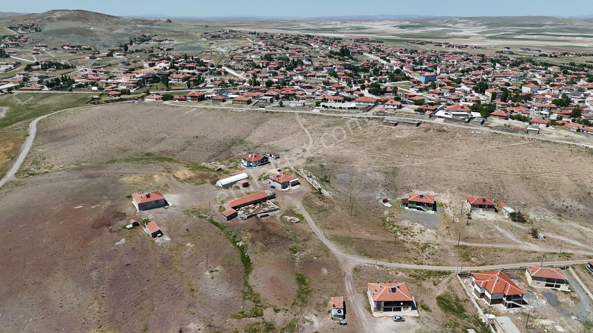 Cihanbeyli Kütükuşağı Satılık Konut İmarlı Konya / Cihanbeyli / Kütükuşağı'nda 532 M² Cadde Üzeri Müstakil Konut İmarlı Yatırımlık Arsa