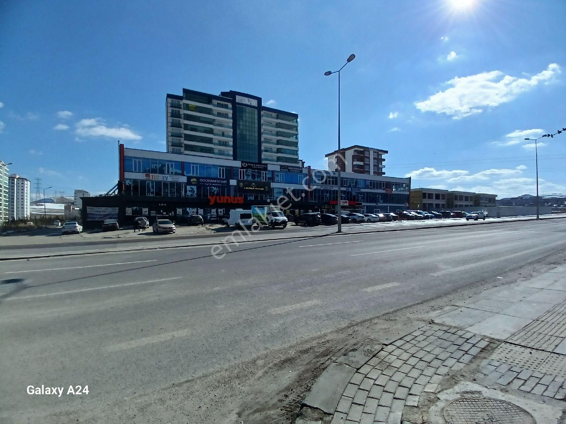 Çıtırık'tan Bağlıca Bulvarı Üzerinde 3 Kiracılı 3 Katlı Satılık Dükkanlar - Görsel 2