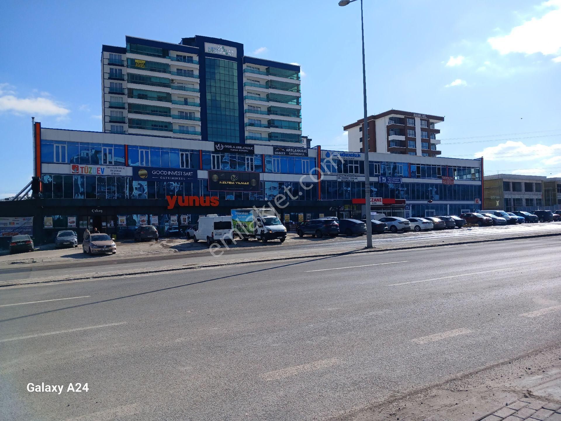 Çıtırık'tan Bağlıca Bulvarı Üzerinde 3 Kiracılı 3 Katlı Satılık Dükkanlar - Görsel 3