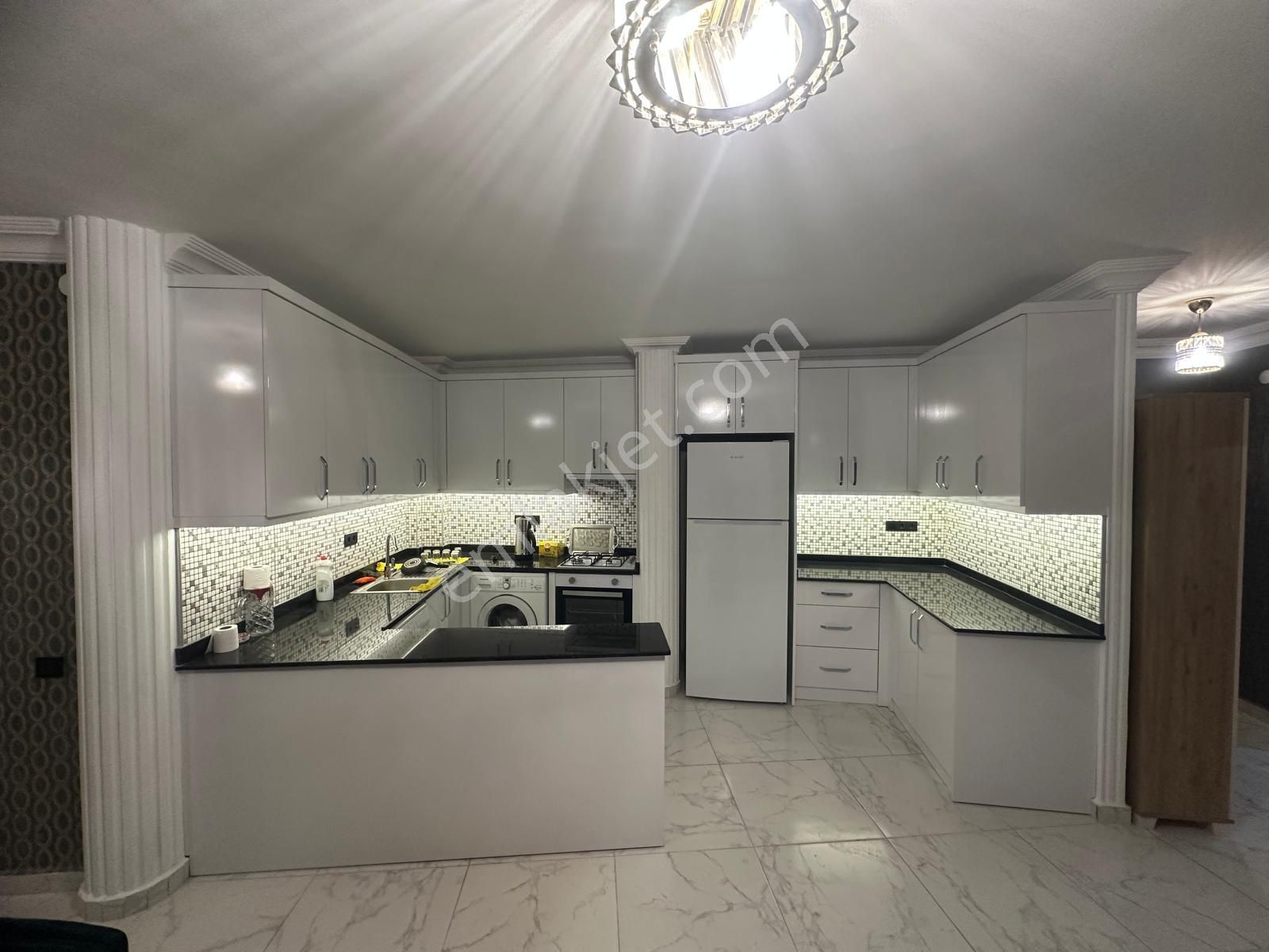 Alanya Saray Mah.balık Hali Cvr.full Eşyalı Satılık 2+1 Daire