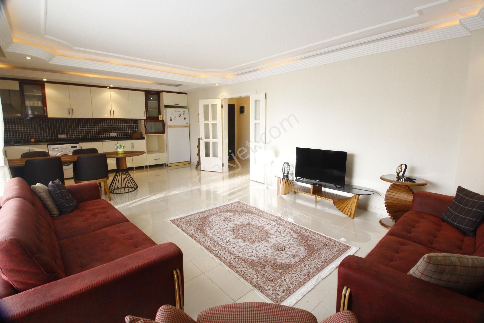 Oba'da Site İçerisinde 2+1 Havuzlu Eşyasız 110 M2 Satılık Daıre - Görsel 8