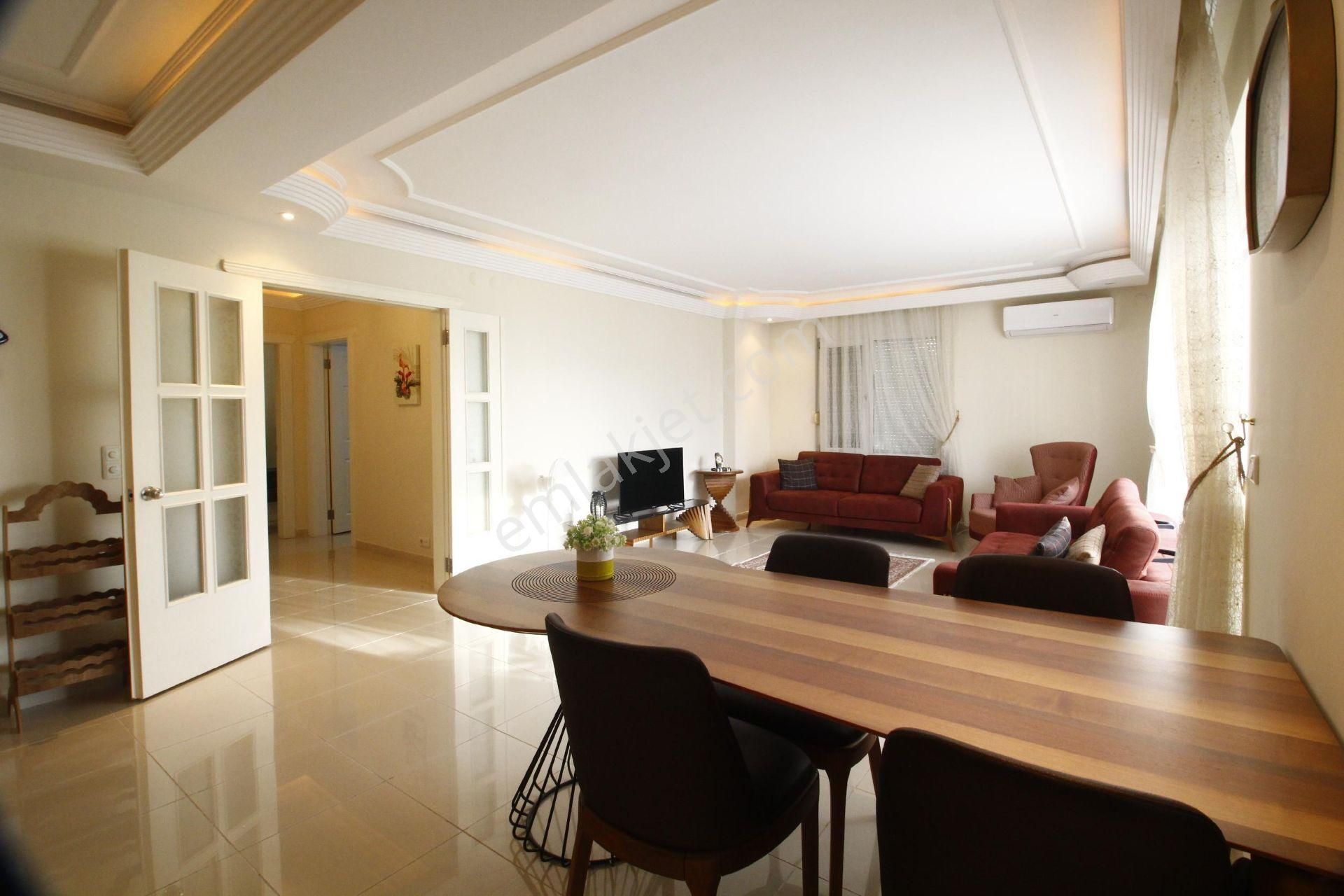 Oba'da Site İçerisinde 2+1 Havuzlu Eşyasız 110 M2 Satılık Daıre - Görsel 13