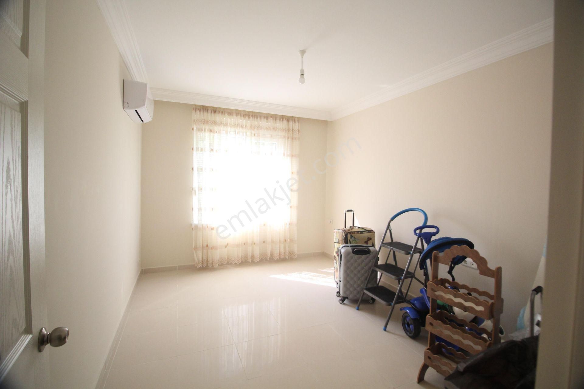 Oba'da Site İçerisinde 2+1 Havuzlu Eşyasız 110 M2 Satılık Daıre - Görsel 18