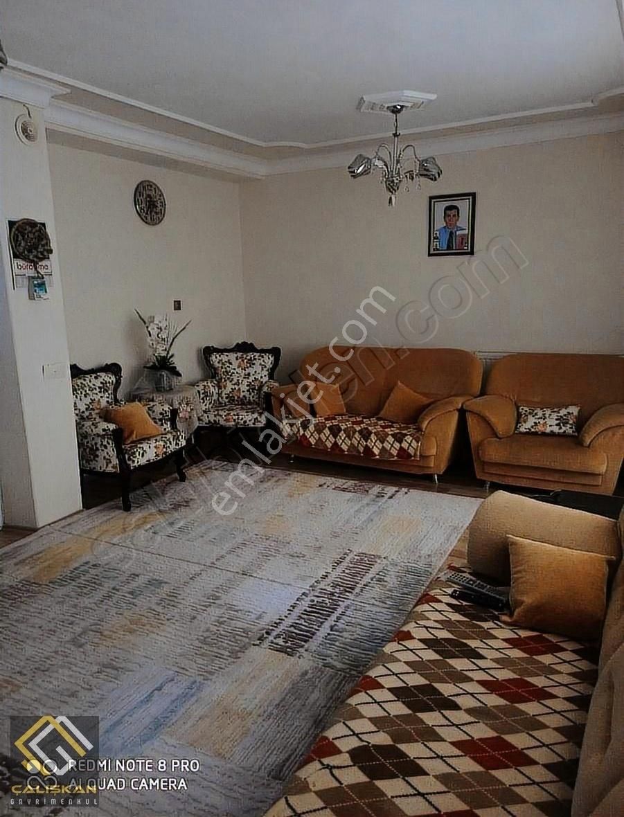 Çalışkan'dan Selçuk Bey De Mutlukent Sitesi'nde Satılık Triblex - Görsel 3