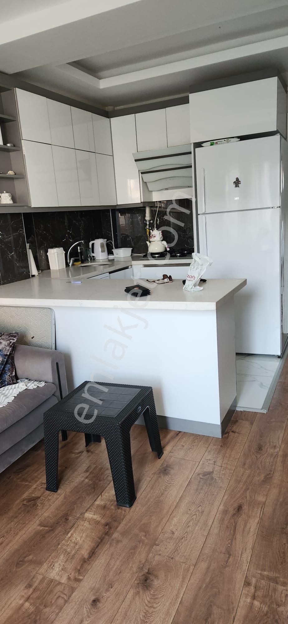 Krc'den Çanakkale Kepezde 1+1 Eşyalı Kiralık Daire