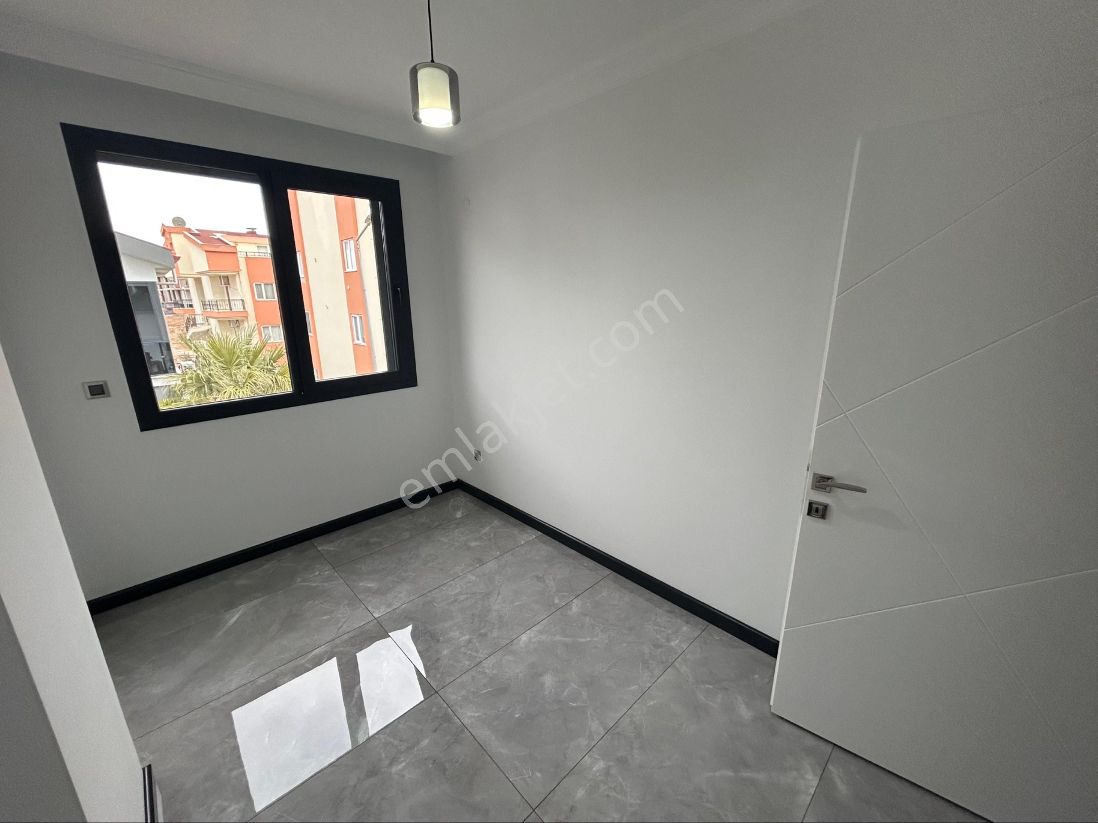 Didim'de Havuzlu Sitede 3+1 Villa - Görsel 5