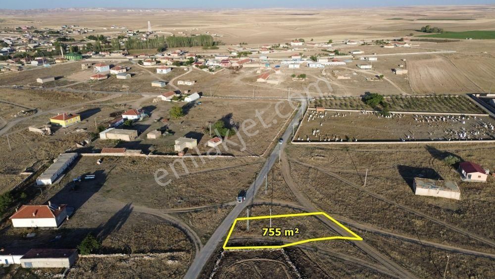 Yunak Çayırbaşı Satılık Konut İmarlı Yunak Çayırbaşında 755 M2 Müstakil Tapulu Konut İmarlı Arsa