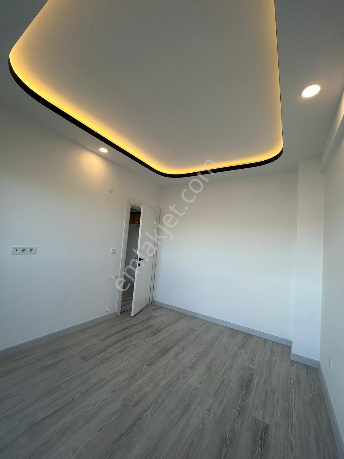 Kuşadası Değirmendere Mevkiinde 1+1 2+1 Oturuma Hazır Lux Daire - Görsel 16