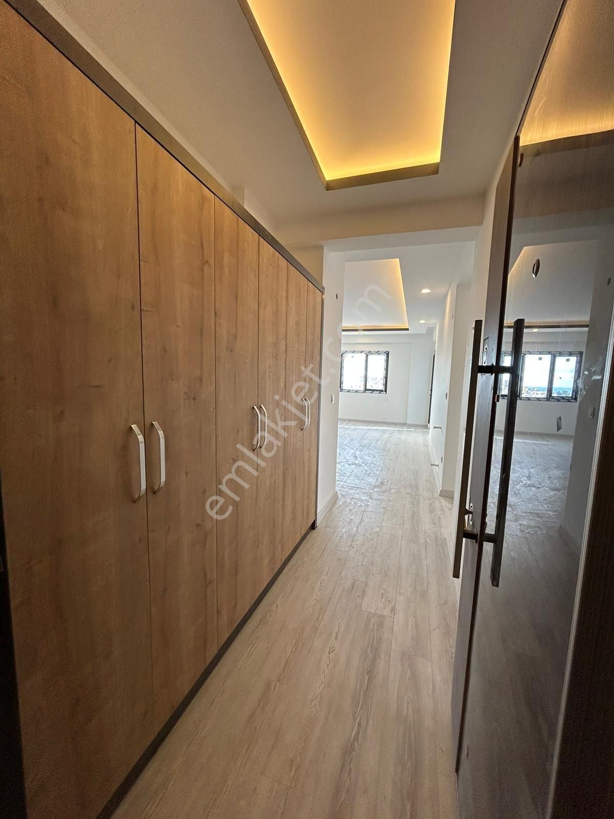 Kuşadası Değirmendere Mevkiinde 1+1 2+1 Oturuma Hazır Lux Daire - Görsel 3