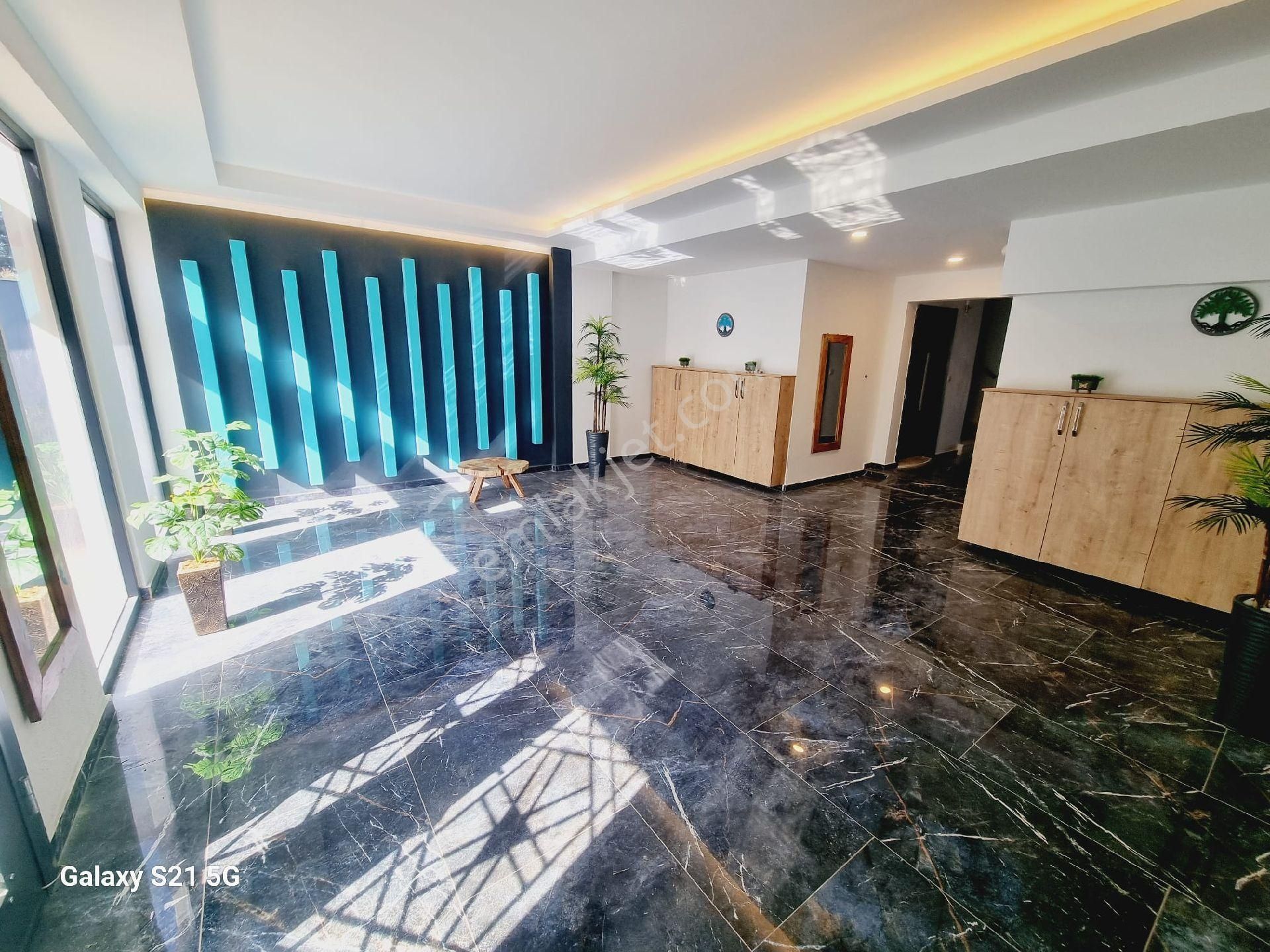 Kuşadası Değirmendere Mevkiinde 1+1 2+1 Oturuma Hazır Lux Daire - Görsel 20