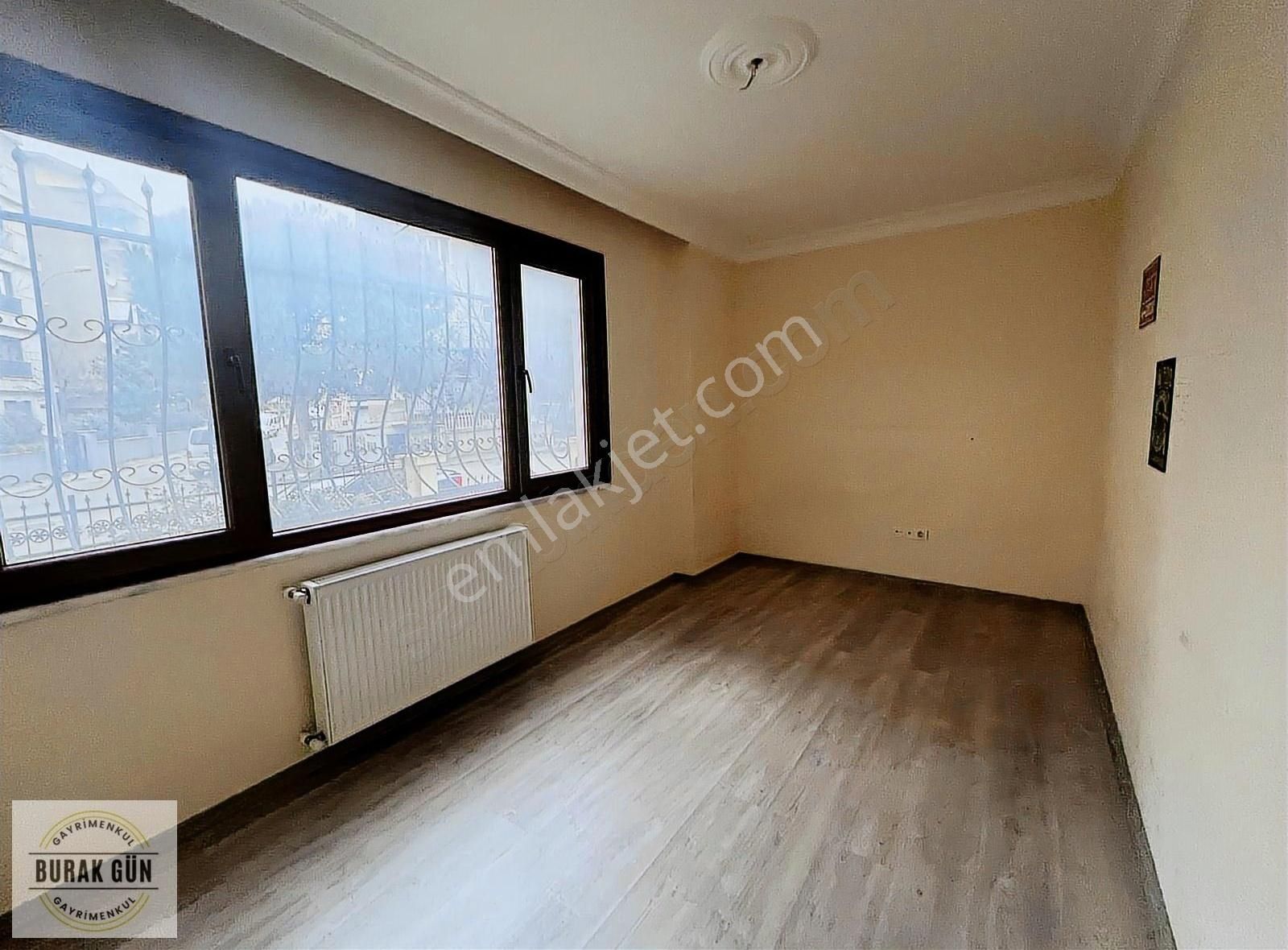 Kartal Soğanlık Yeni Kiralık Daire Burak Gün'den Hastane Adliye Metro Yakını 2+1 Kiralık Daire