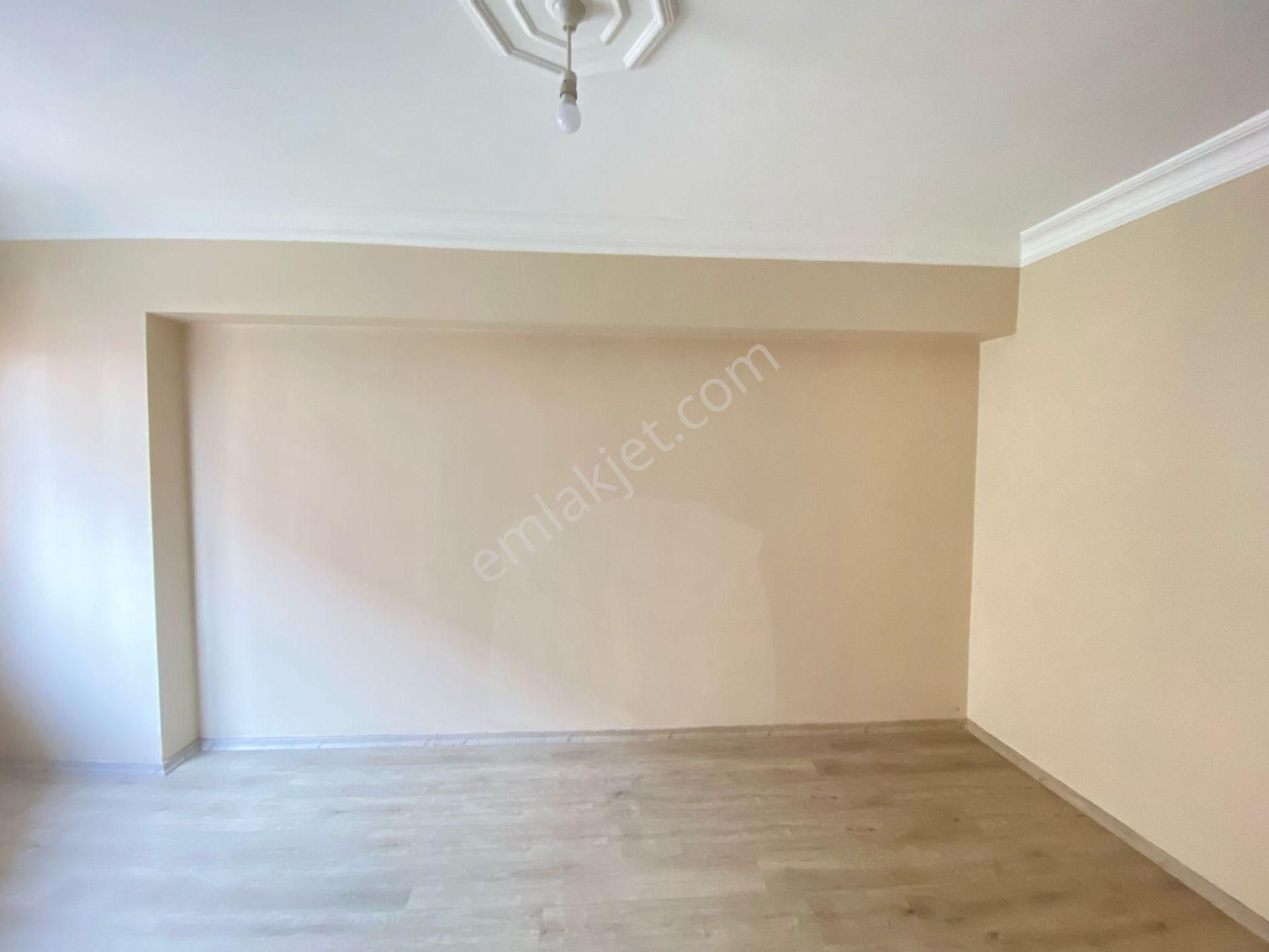 Yıldıztabyada Caddesinin Dibinde Acil Satılık Ters Dubleks - Görsel 18